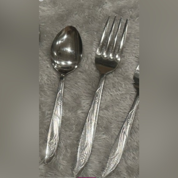 Flatware -Silhouette Collection -stainless-54 pieces-Rare-like new! Deal! - Picture 5 of 10